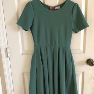 Lularoe Small Amelia - very pretty green!
